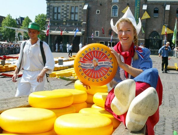 Historie a tradice holandských sýrů – proč je Gouda světovou ikonou?
