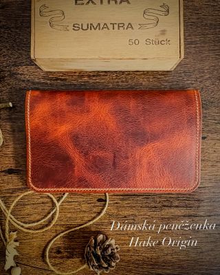 ✨ Dámská peněženka z prémiové italské kůže Carlo Badalassi ✨ Poctivá ruční práce, kvalitní materiál a nadčasový design v...