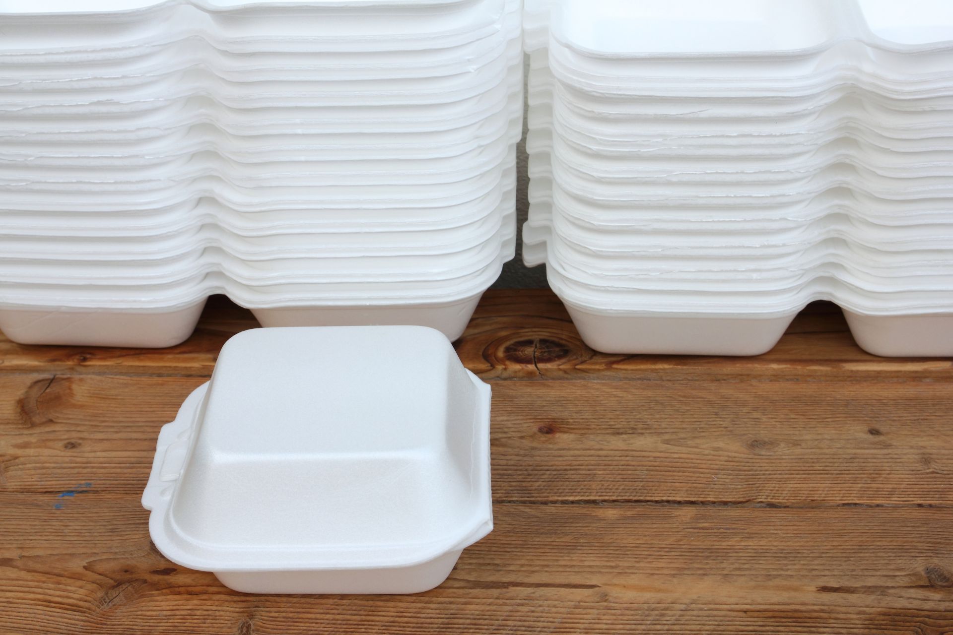 Ako vybrať obaly na jedlo pre gastro prevádzku, výdaj a donášku