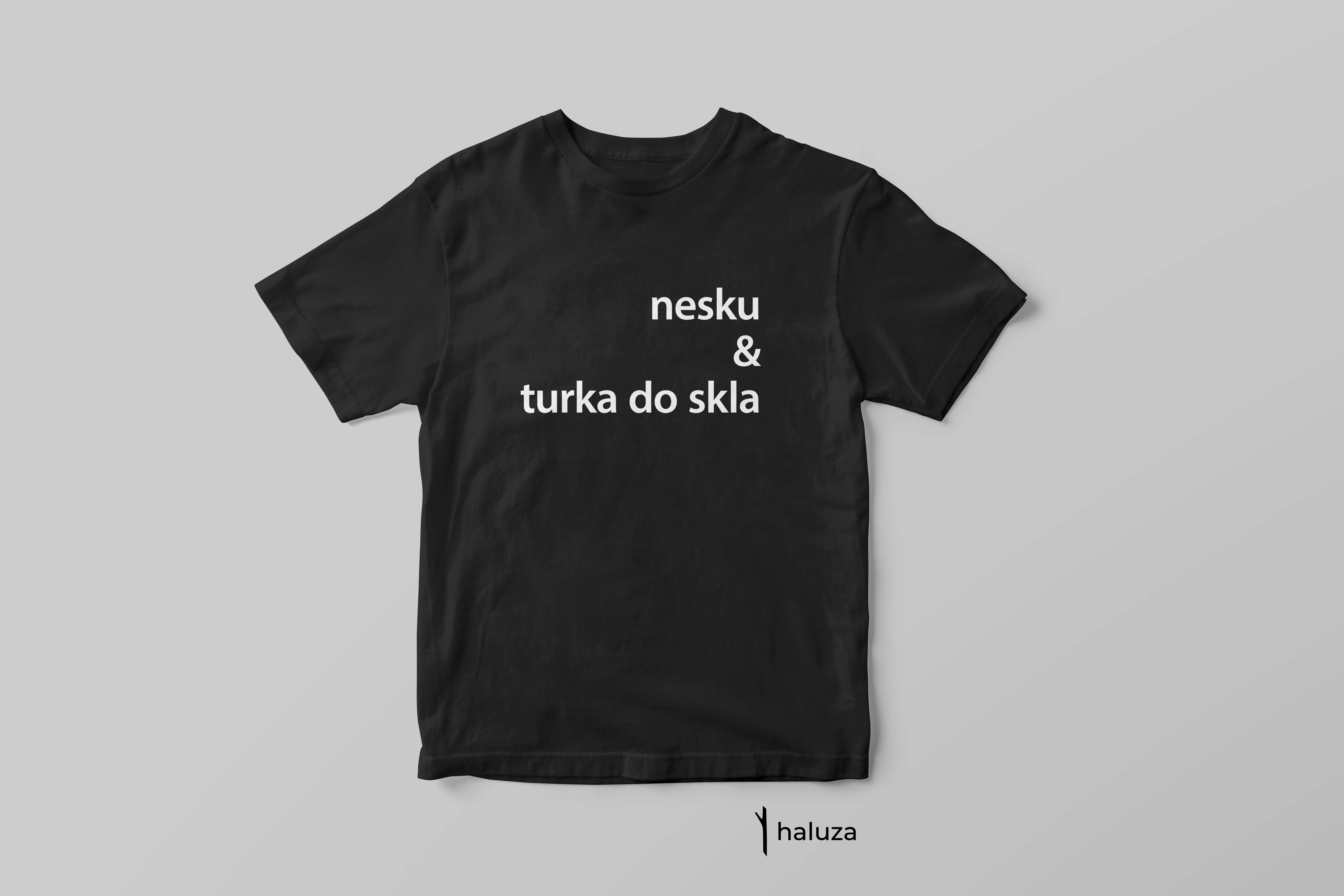 Trička