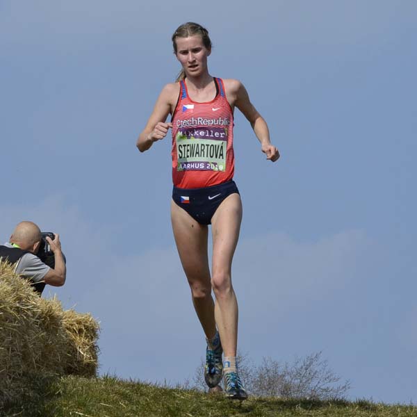 Moira Stewart - Atletka