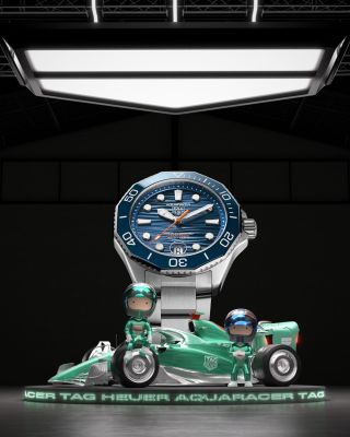 Režim svátků aktivován. 🎁 Čtyři týmy TAG Heuer se chystají v paddocku, natankováno, dobito a nabuzeno na Sváteční závod....