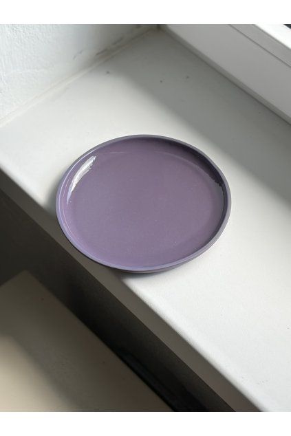 aubergine plate