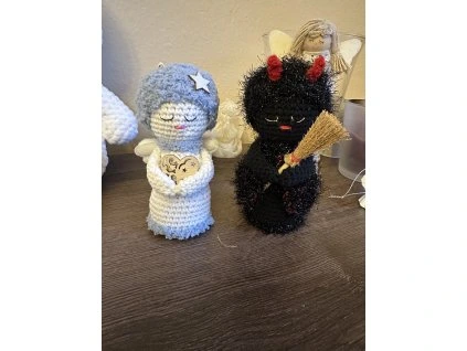 Návod na háčkovaného andílka a čertíka
