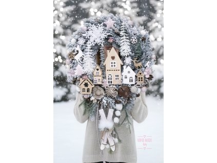 Zimná krajinka s troškou ružovej