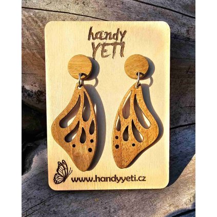 Dřevěné náušnice visací - motýlí křídla ze dřeva ořešáku královského