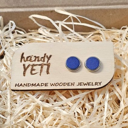 modre drevene nausnice v kovove puzete 8mm 1