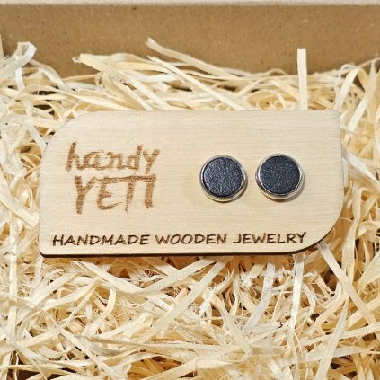 cerne drevene nausnice v kovove puzete 8mm 1