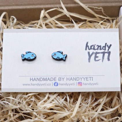 drevene nausnice svetemodra koralova rybka 1