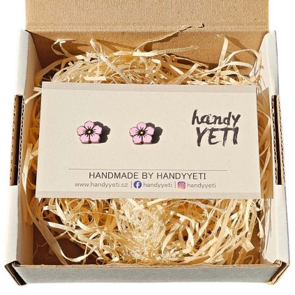 drevene nausnice kvet jablone ruzovy 1