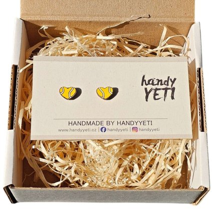 drevene nausnice tenisove srdce 1