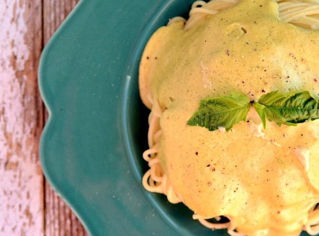 Pasta Sauce aus Hanfsamen