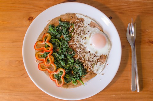 Hanf Pfannkuchen mit Hanfsamen