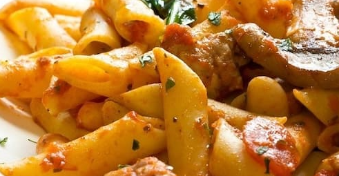 Rosa Penne mit CBD