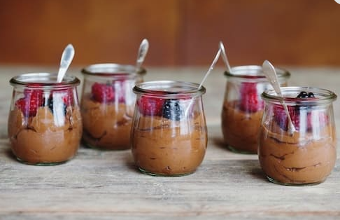 Schokoladenmousse mit Hanfprotein