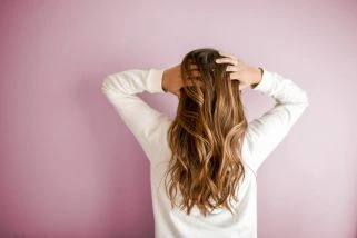 Wie wirkt Hanf-Shampoo gegen Schuppen?