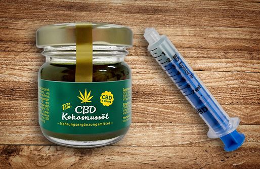 Wie man einfach CBD Kokosöl mit der Spritze dosieren kann