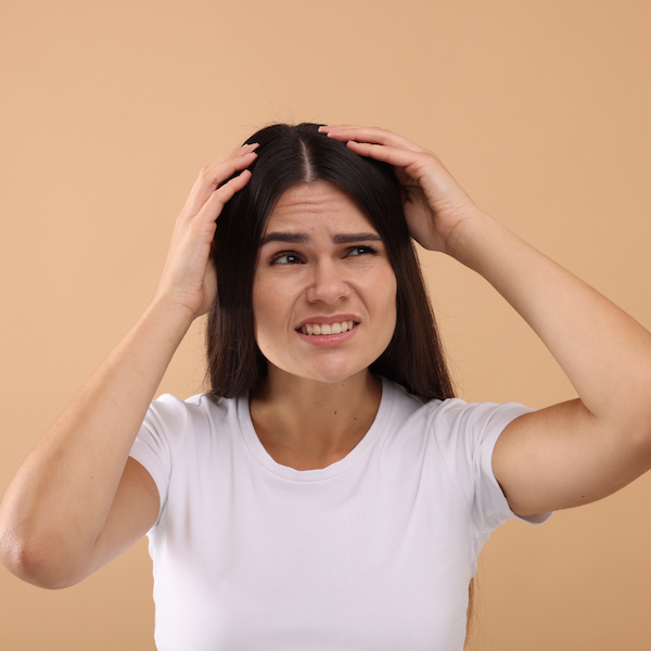 Seborrhö – Wie erkennt man sie und wie kann man sie auf natürliche Weise bekämpfen?