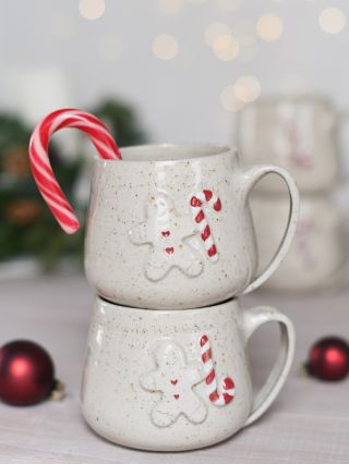 Termín doskladnění už je venku ❄️. Připomínám, ve středu 3.12. v 19:00 🤶🏻. #haninahlina #keramika #ceskakeramika #ceramic...