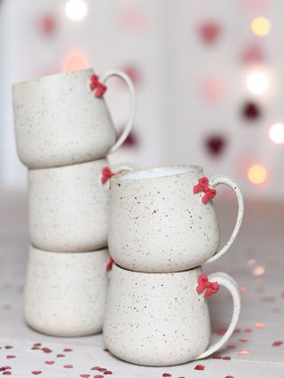 Doskladnění už příští středu 4.2. v 19:00 🤍. Nebude tak velké jako klasické, ale bude o to hodně limitkové 🫶🏻. #ceramic...