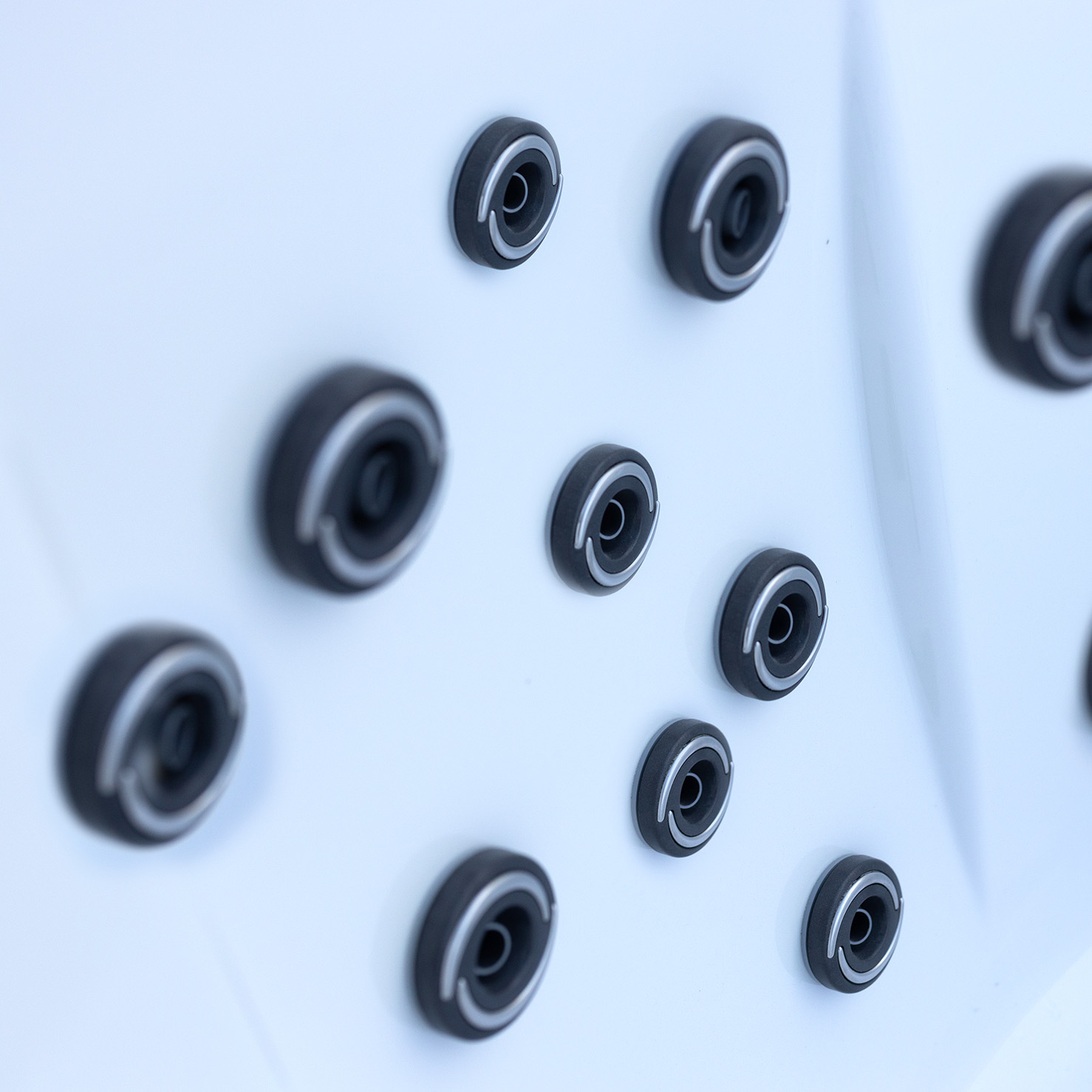 Více trysek neznamená automaticky lepší vířivku