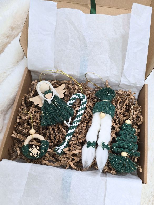 macrame_vanocni_sada_ozdob_zelena_hany_dekorace_00