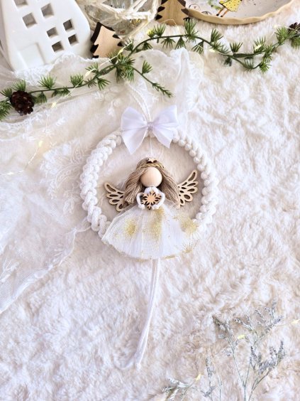 macrame andelka kruh zdobeny tylova sukne hvezdicky dekorace hany