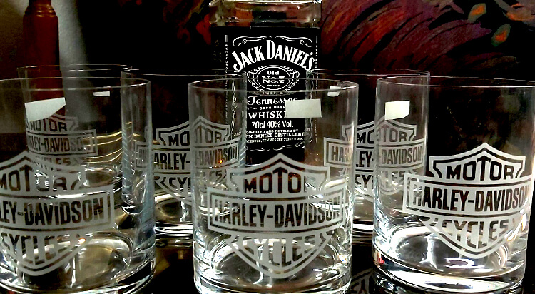 Pískování sklenic