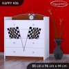 Komoda Happy K06 - auto s vlajkou (Barva bílá)