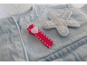 Růžová prošívaná sponečka s bílým srdíčkem
