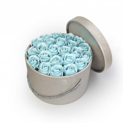pastelově modré mýdlové růže - 23ks, stříbrný flower box