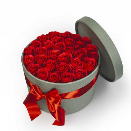 Červené mýdlové růže v květinovém khaki boxu - 29 růží