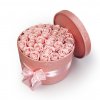 Pastelově růžové mýdlové růže v růžovém flower boxu - 29 růží