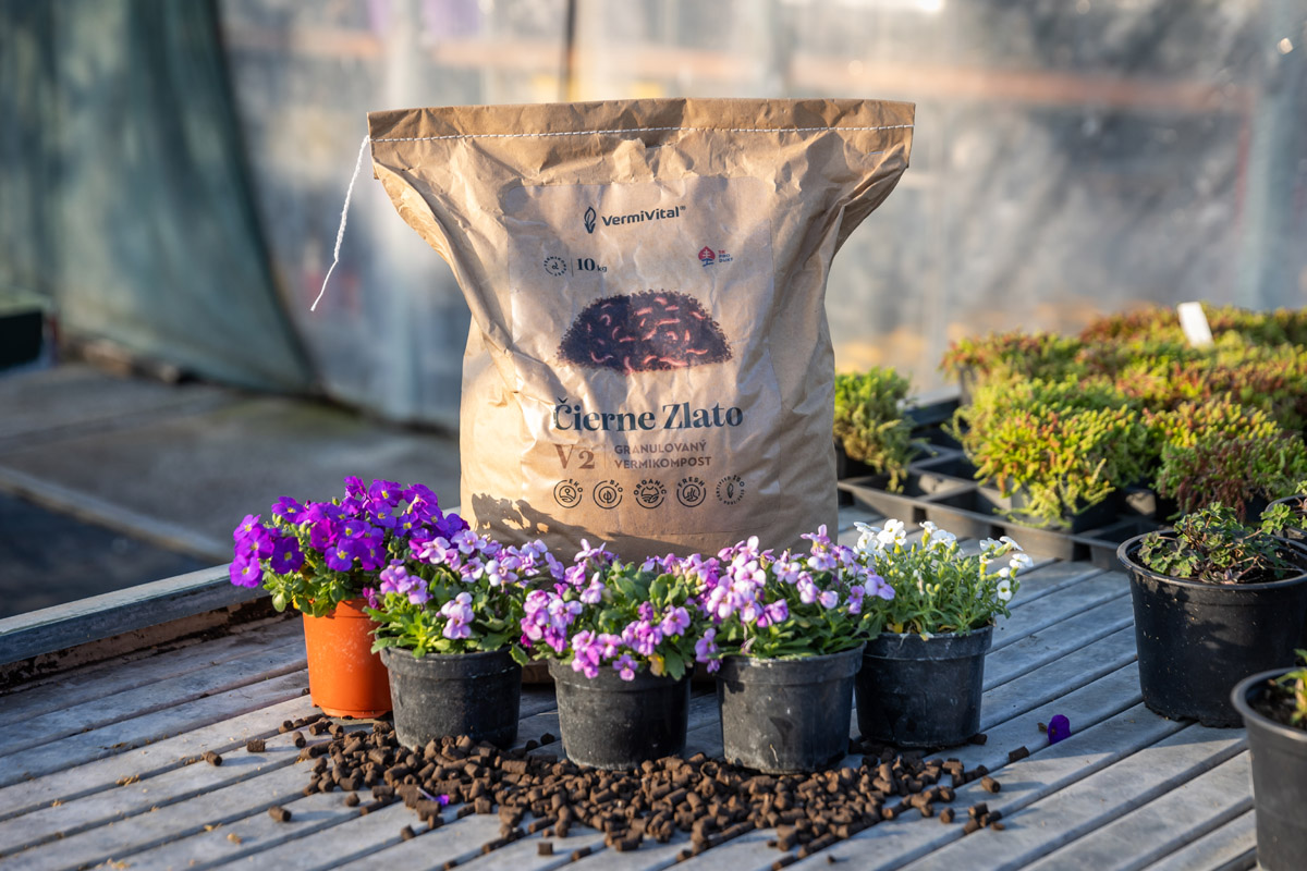 Granulované Organické hnojivo Vermikompost Vermivital&nbsp;