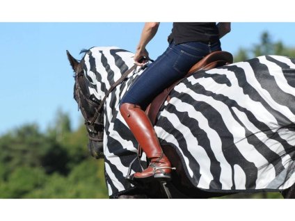 Jezdecká deka síťovaná BUCAS Buzz-Off Riding Zebra 145cm