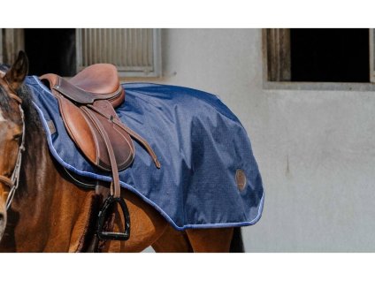 Nepromokavá bederní deka EQUITHEME Classic 1200D s fleecem tmavě modrá 165cm