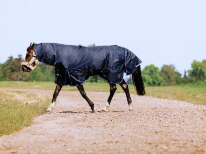 Výběhová deka EQUITHEME Classic s krkem 1200D 100g tmavě modrá 125cm