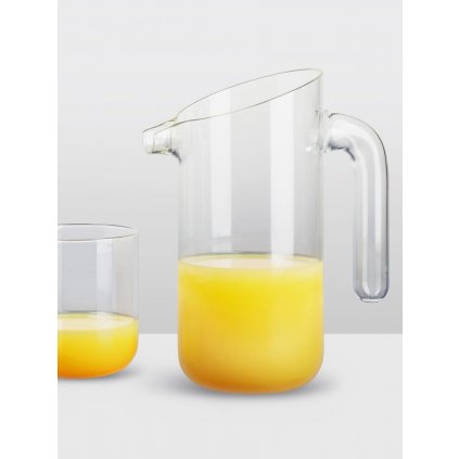 TABLO POMPO jug glasses studio 1500x1125