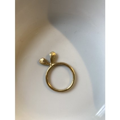 prsten MOMA