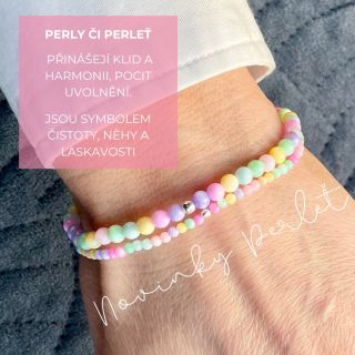 Já vím, já vím, tohle jsou barvičky spíše na léto.😍🌸💗 Ale nemohla jsem si pomoct, když jsem tyhle perleťové korálky viděla...
