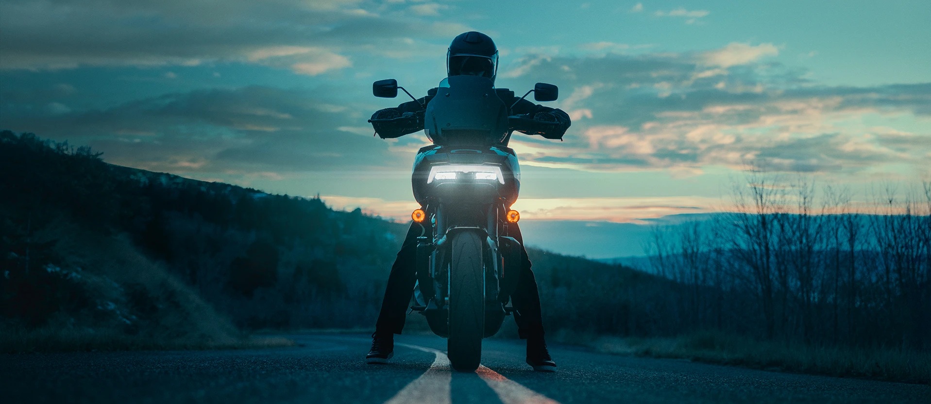 MOTOCYKLY ADVENTURE TOURING 2025