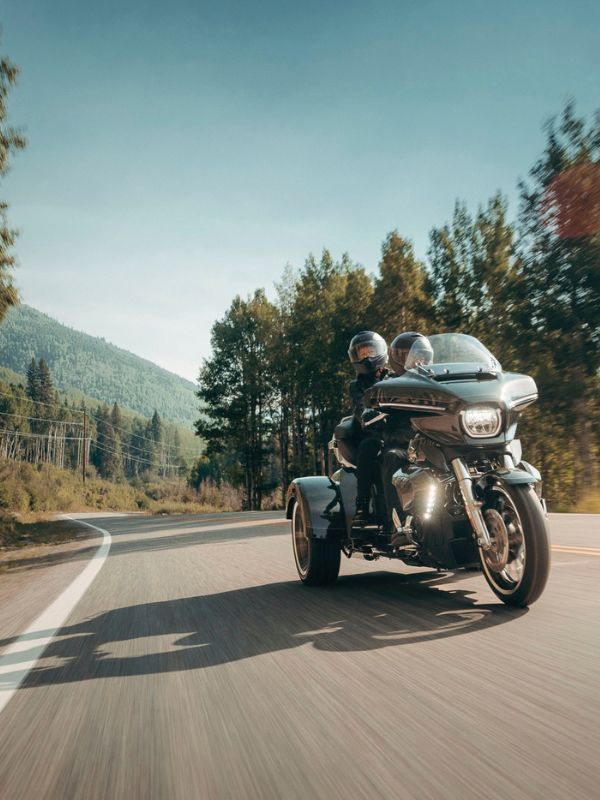 Street Glide 3 - mobil