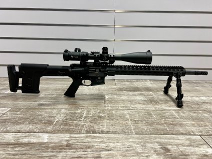 KOMISNÍ Samonabíjecí puška Schmeisser AR15 DMR 18 s optikou Falke 8,5 25x50 TAC