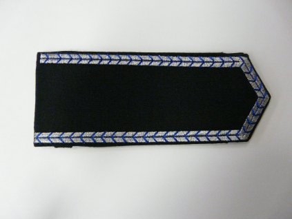 naplecnik so strebornou lemovkou