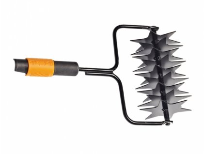 Provzdušňovač trávníku FISKARS QUIKFIT 20cm 1000689