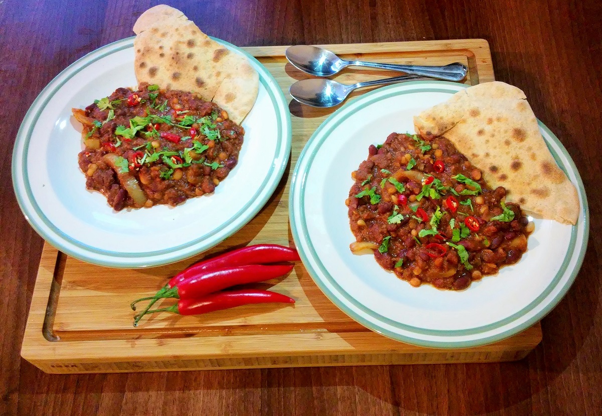 Chilli con carne / sin carne s Tomatoxinem