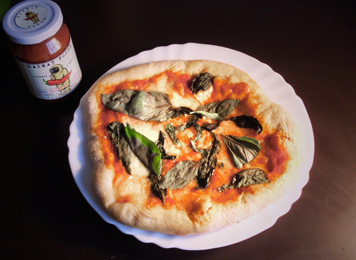 Pizza margherita s Pyro d'Italia