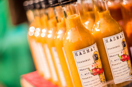 Máš radši osobní kontakt? Zajdi si pro omáčku sem: