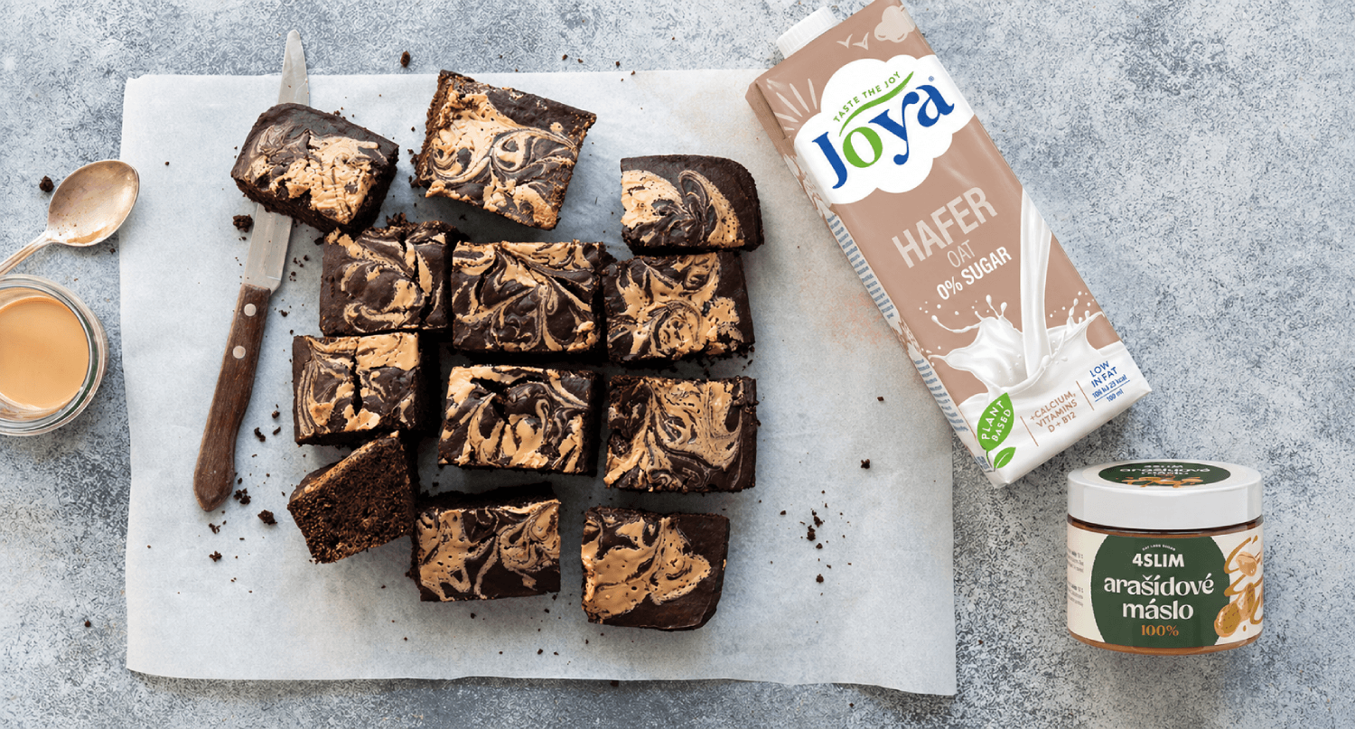 Recept: Brownies z ovesného nápoje s arašídovým máslem