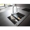 Hansgrohe M81, dřezová baterie Aquno Select s výsuvnou koncovkou a plochým sprchovým proudem, chromová, 73837000